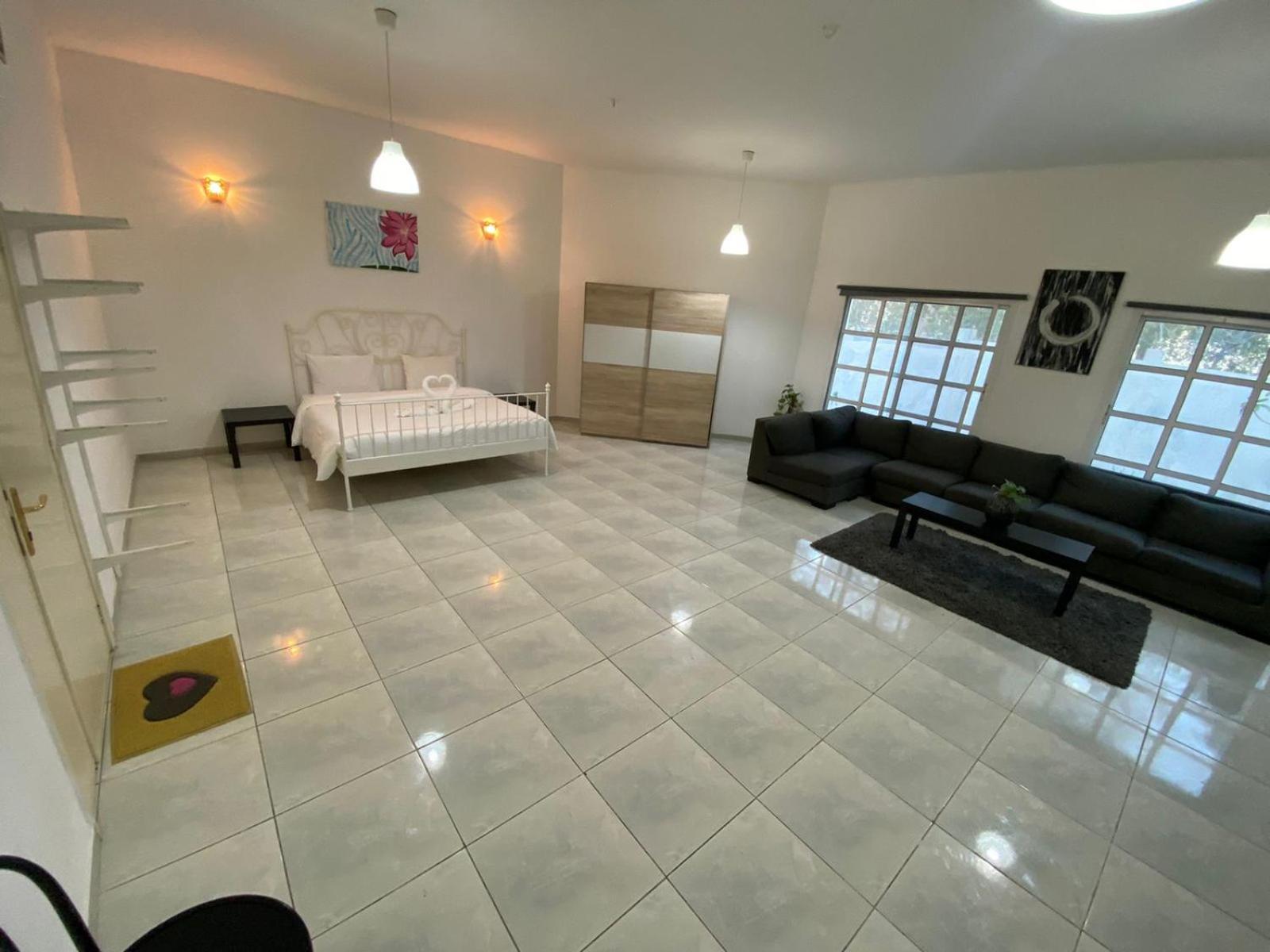 Comfortable Private Rooms In Compound Housing Dubai Ngoại thất bức ảnh
