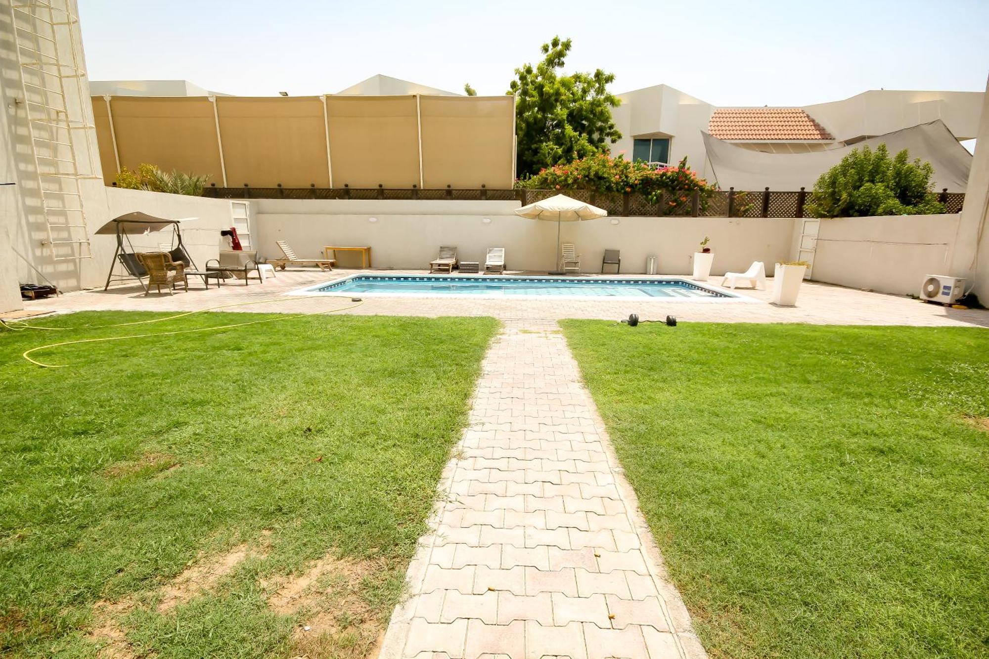 Comfortable Private Rooms In Compound Housing Dubai Ngoại thất bức ảnh